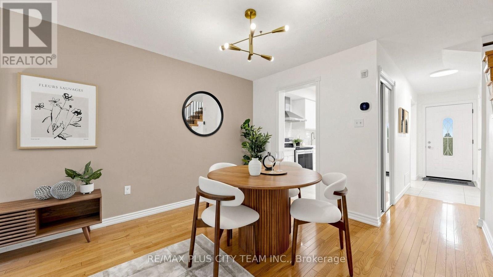 60 Tangle Briar Way, Toronto, ON, M2J 2M4 - 6