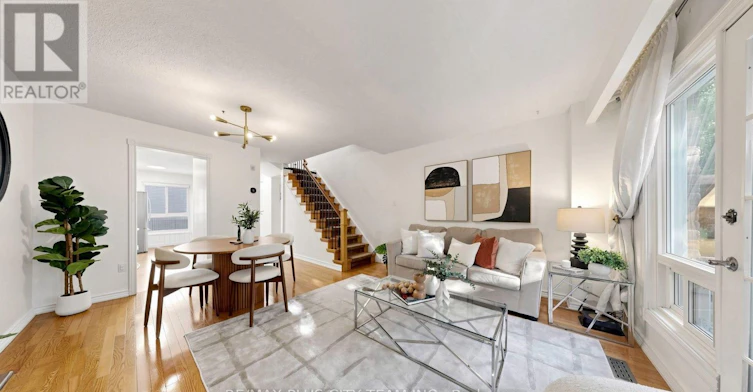 60 Tangle Briar Way, Toronto, ON, M2J 2M4 - 4
