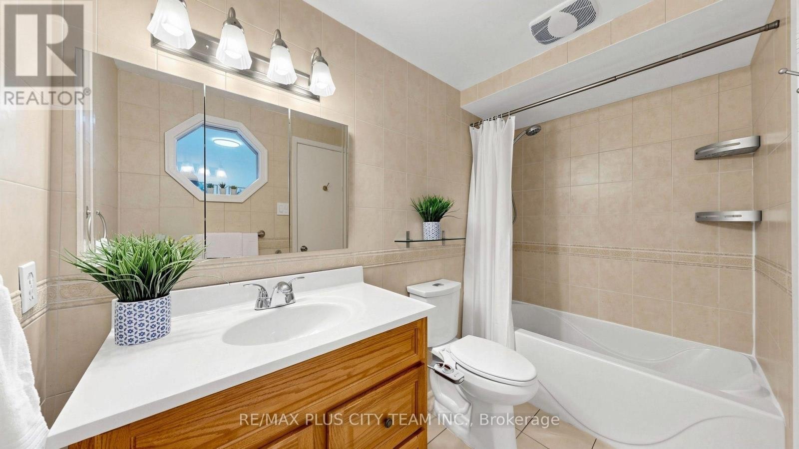 60 Tangle Briar Way, Toronto, ON, M2J 2M4 - 21
