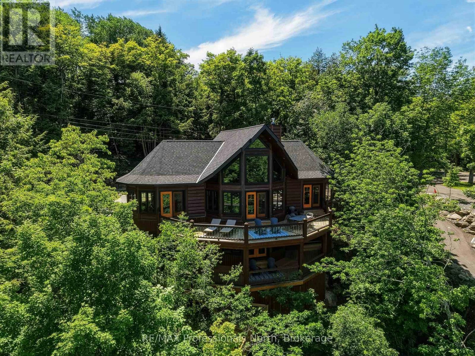 1666 Beaumont Drive, Bracebridge, ON, P1L 1X2