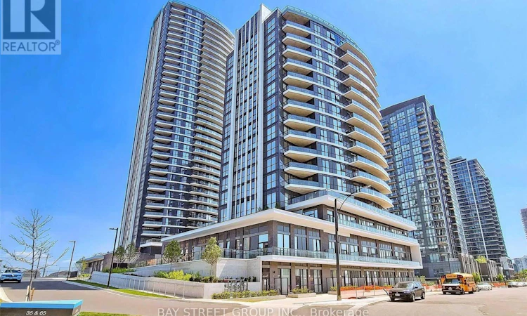 302-65 Watergarden Drive