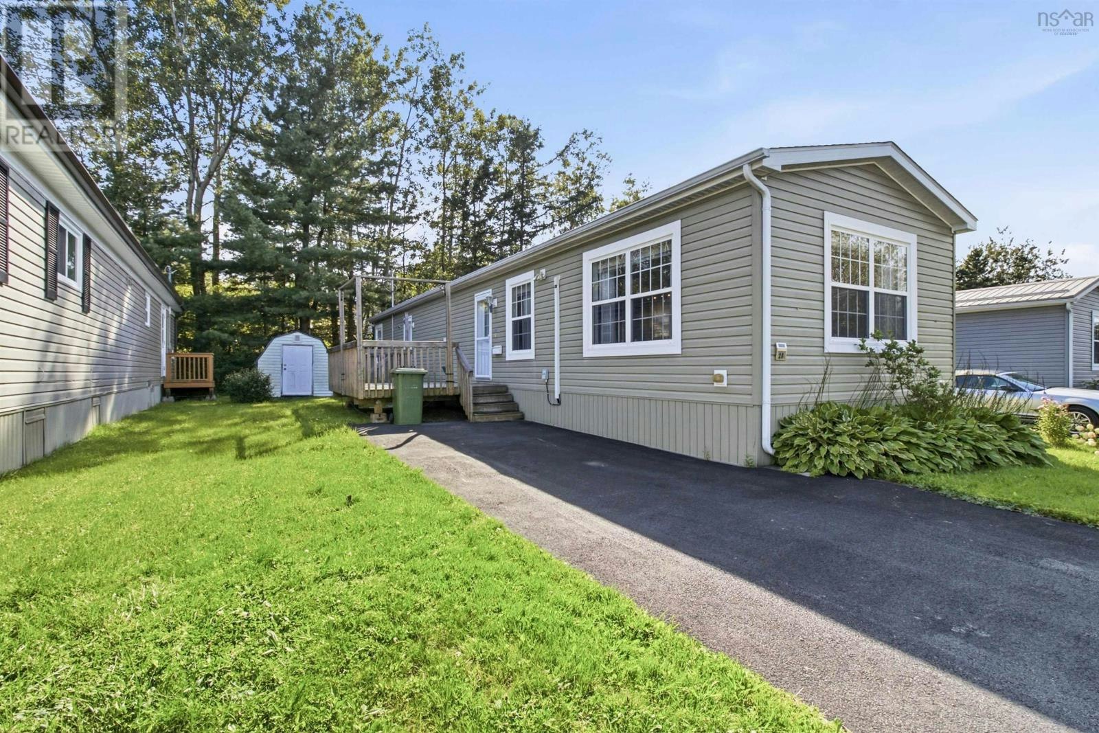 20 Century Street, Middle Sackville, NS, B4E 1C5