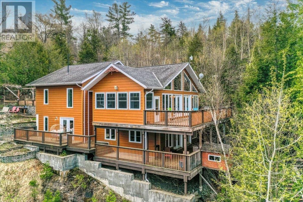 14 Evergreen Lane, Elliot Lake, ON, P5A 2S9