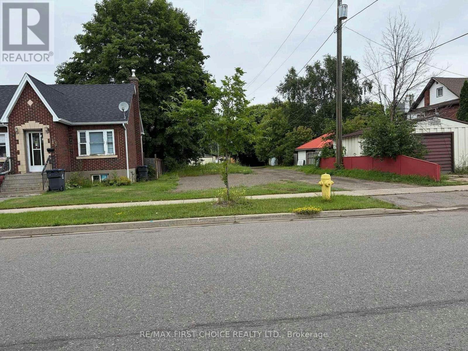 113 Amelia Street W, Thunder Bay, ON, P7E 4A1