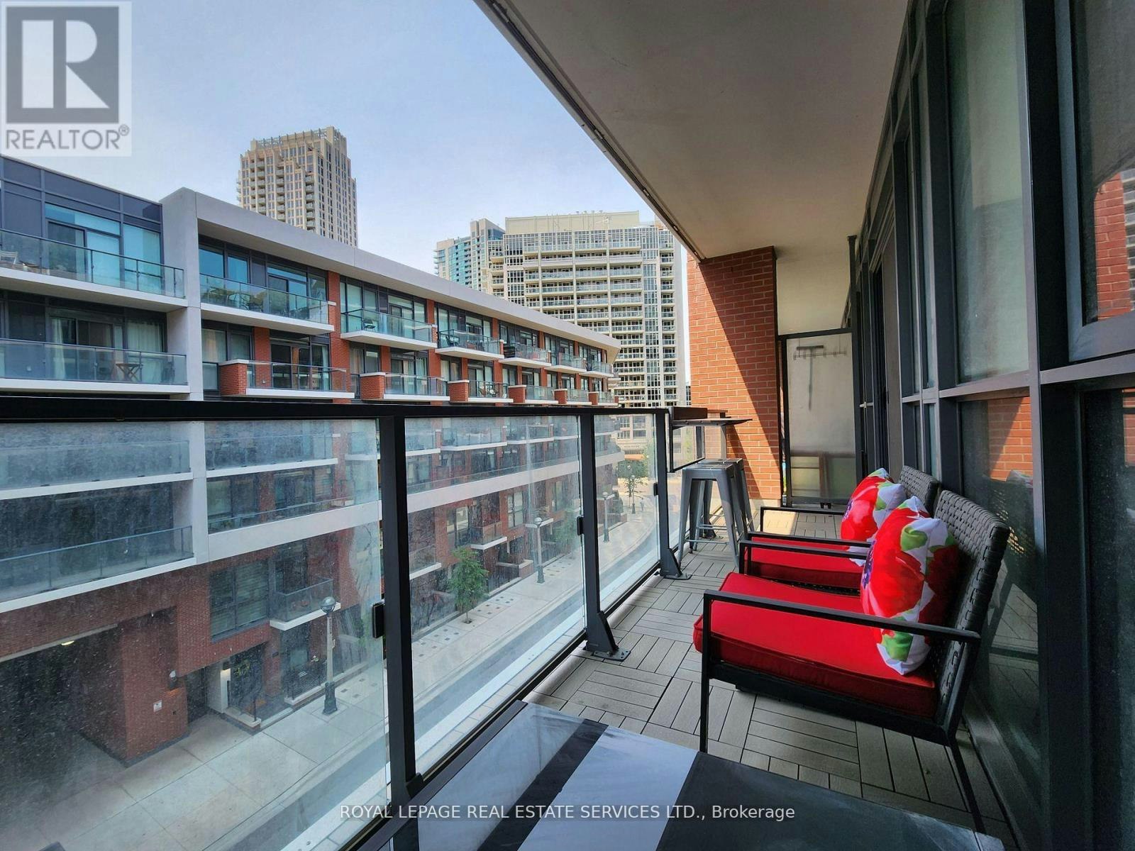 517-50 Bruyeres Mews, Toronto, ON, M5V 0H8 - 16