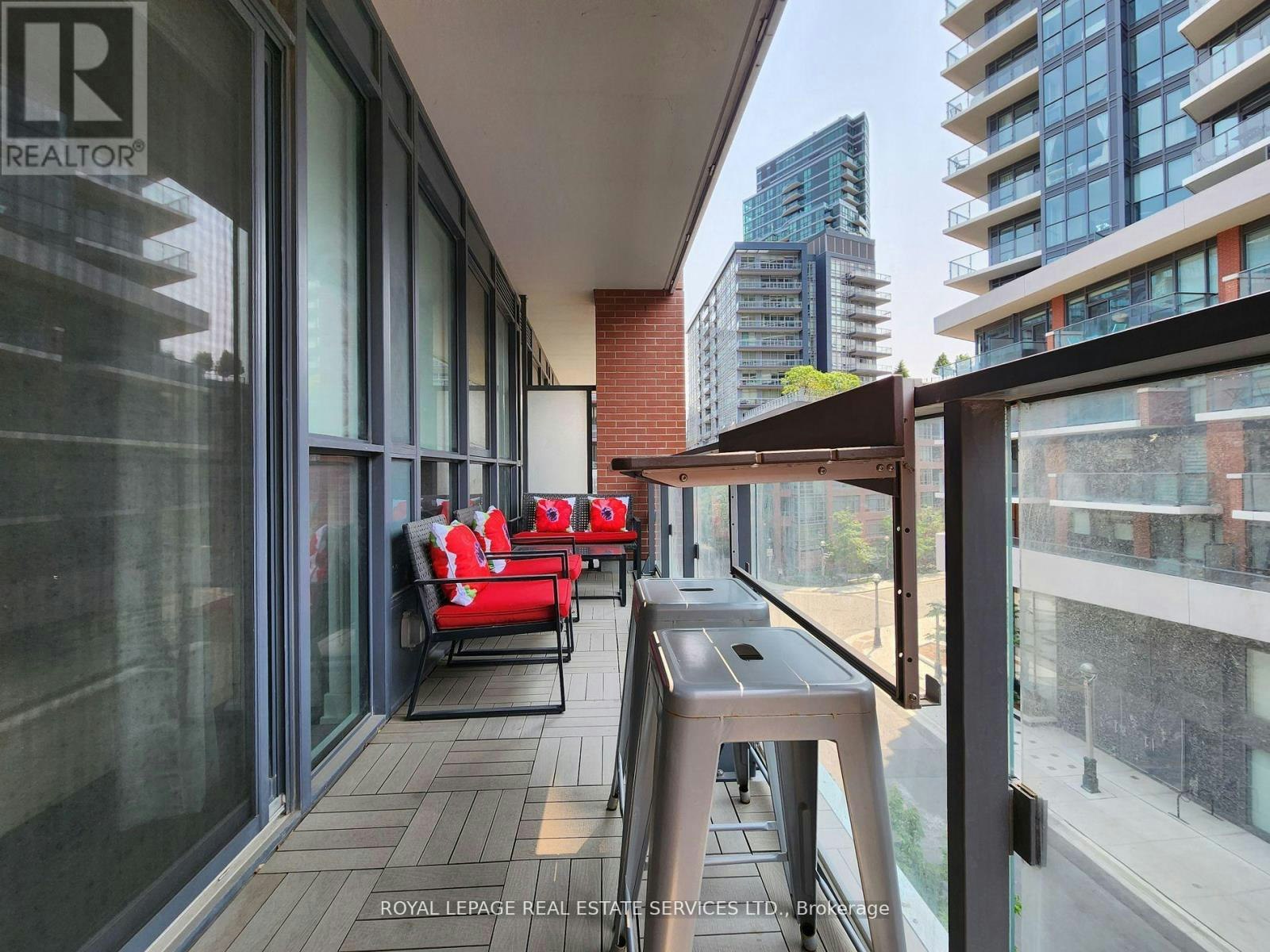 517-50 Bruyeres Mews, Toronto, ON, M5V 0H8 - 14