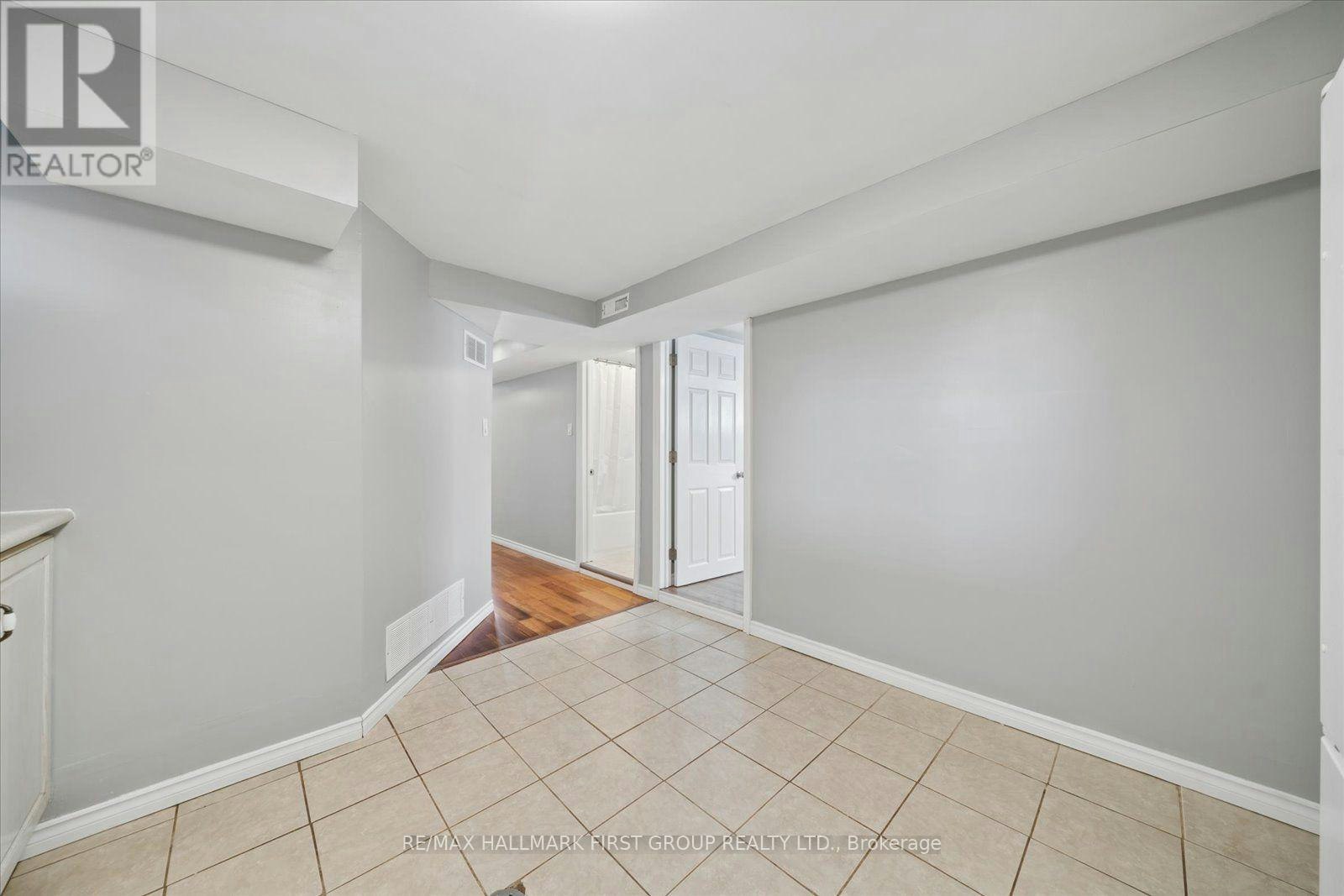 531 Harmony Road S, Oshawa, ON, L1H 6V4 - 10