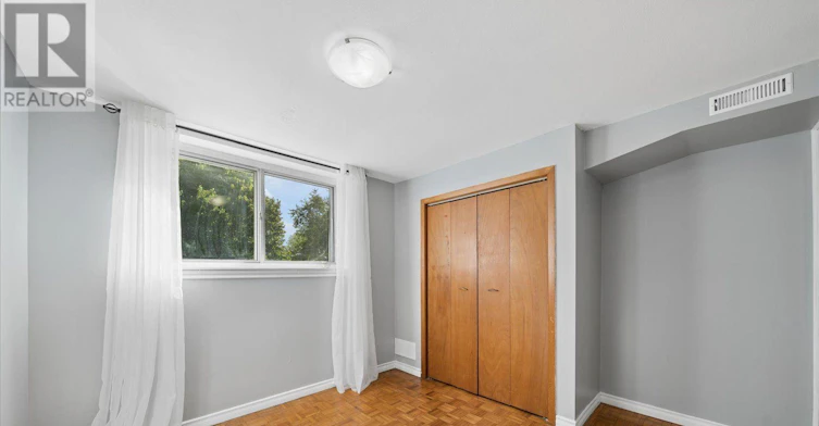 531 Harmony Road S, Oshawa, ON, L1H 6V4 - 16