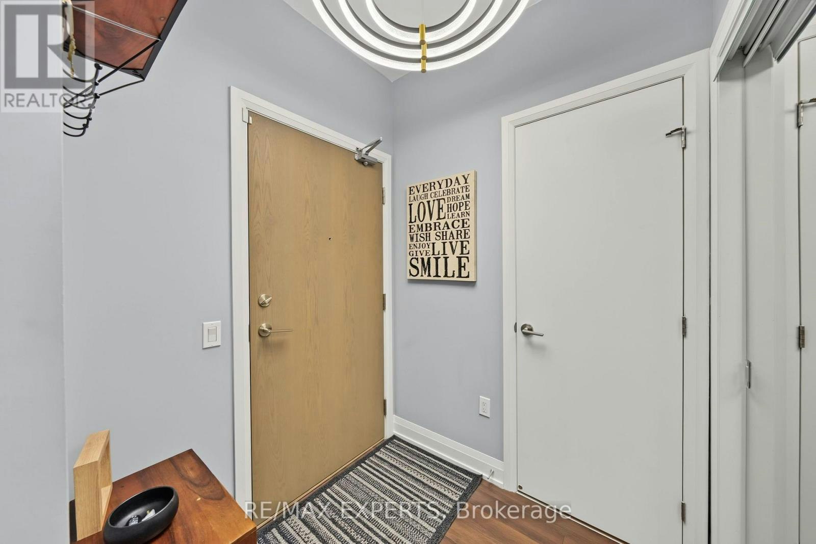 117-4800 7 Highway, Vaughan, ON, L4L 1H8 - 3