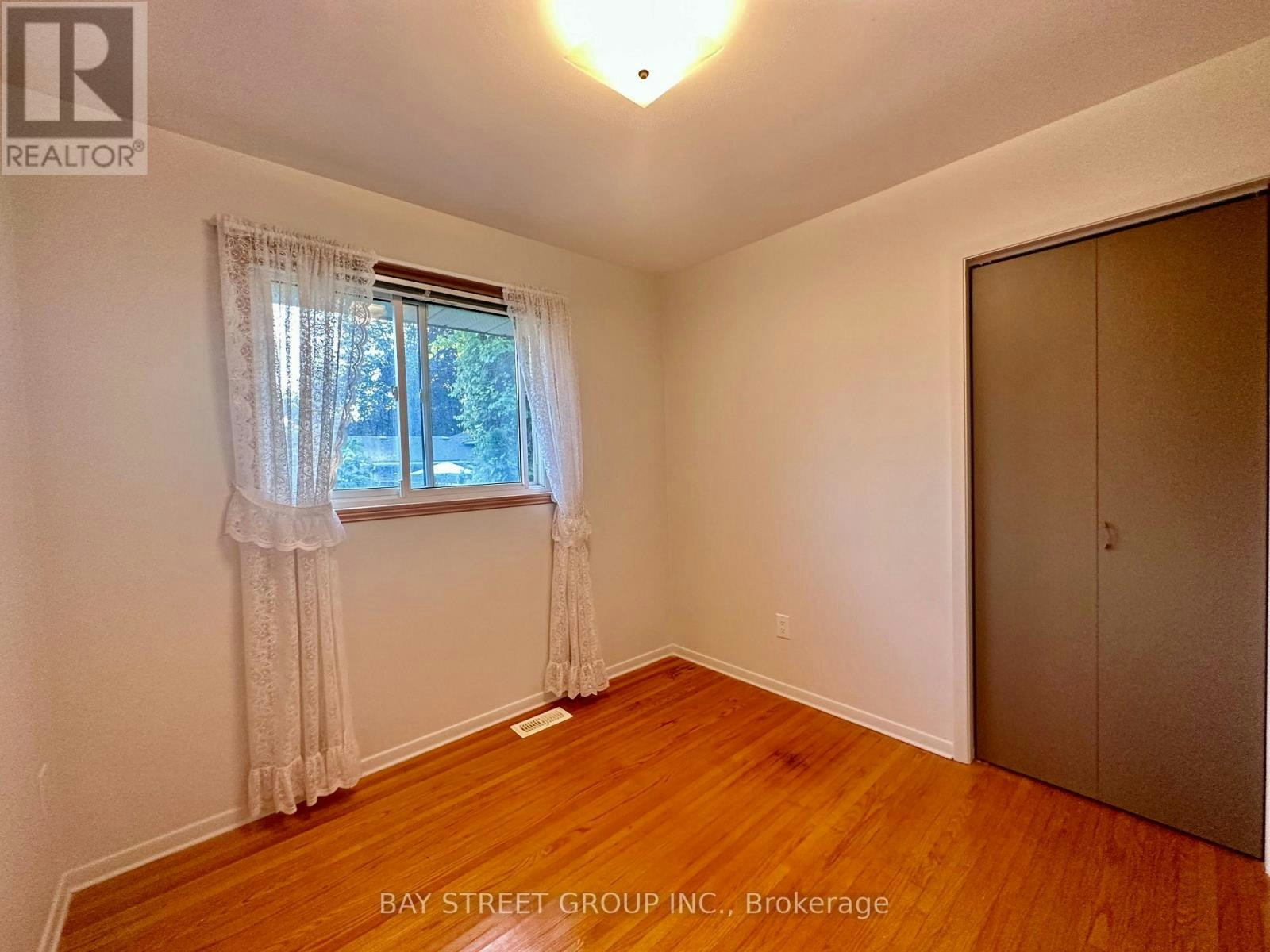 180 Rose Street, Barrie, ON, L4M 2T9 - 6