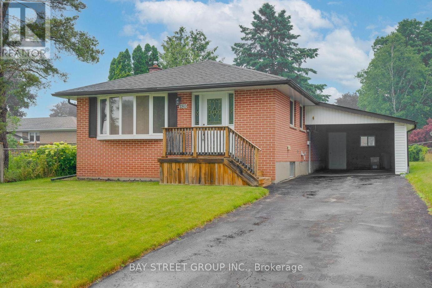 180 Rose Street, Barrie, ON, L4M 2T9