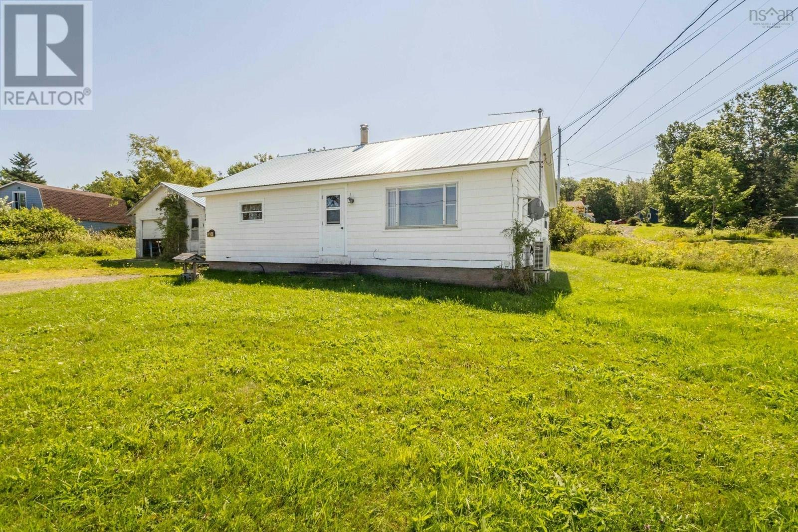3934 Shore Road W, Hillsburn, NS, B0S 1A0