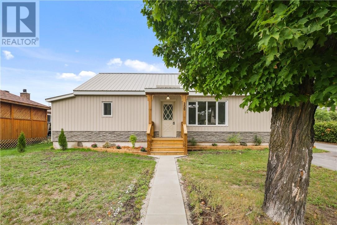 150 King Street, Massey, ON, P0P 1P0