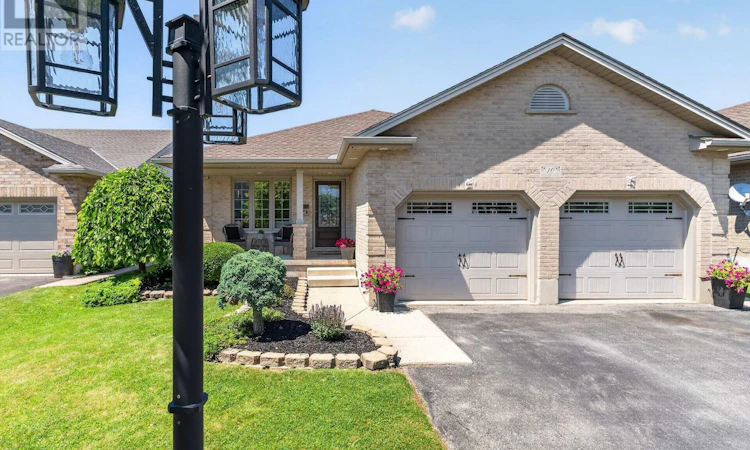 10 Galbraith Court