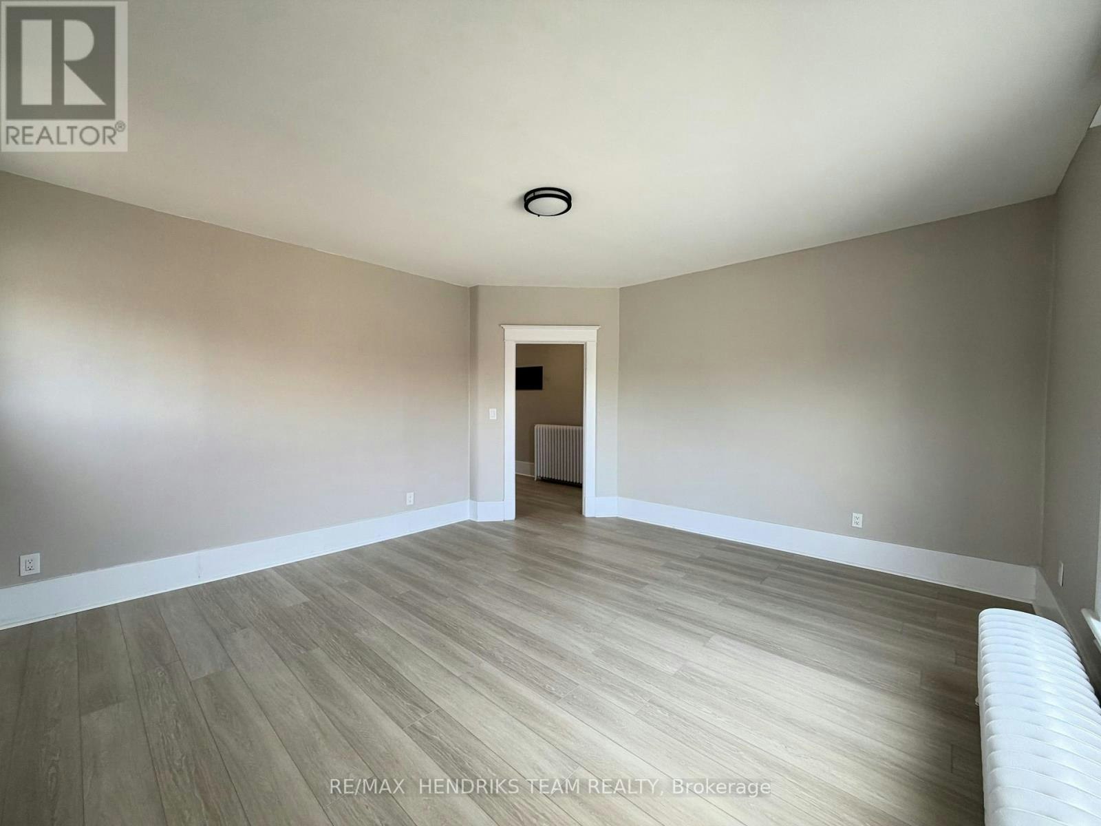 1-3 Main Street W, Grimsby, ON, L3M 1M7 - 2