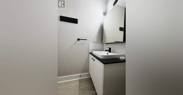1-3 Main Street W, Grimsby, ON, L3M 1M7 - 5