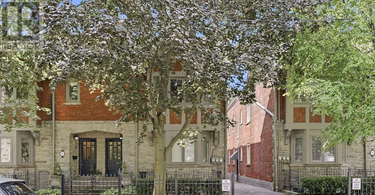 7A-7 Clarendon Avenue, Toronto, ON, M4V 1H8