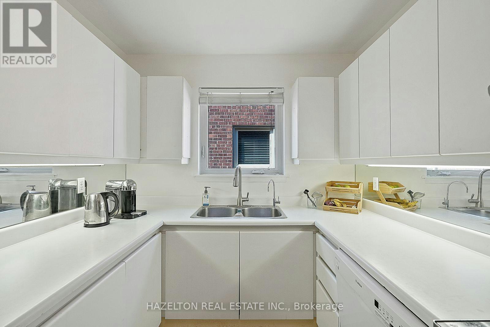 7A-7 Clarendon Avenue, Toronto, ON, M4V 1H8 - 13