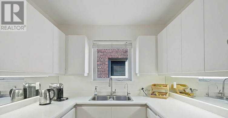 7A-7 Clarendon Avenue, Toronto, ON, M4V 1H8 - 13