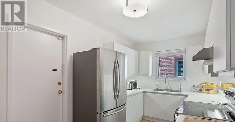7A-7 Clarendon Avenue, Toronto, ON, M4V 1H8 - 12