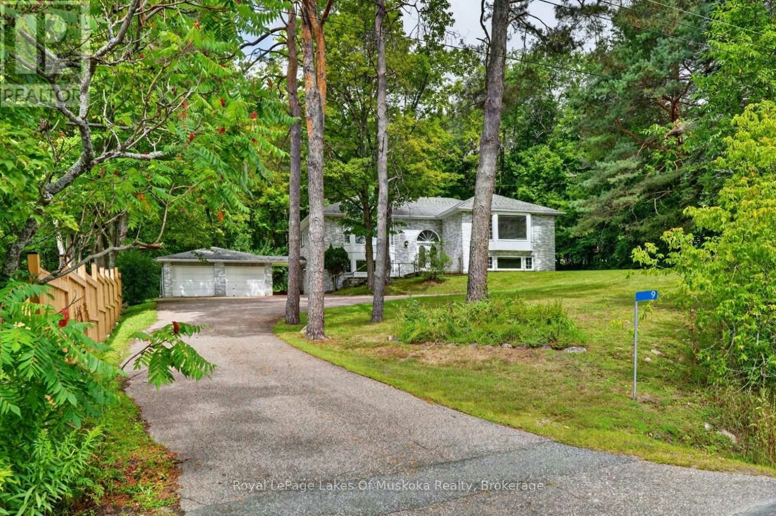 9 Silver Street, Huntsville, ON, P1H 1M1