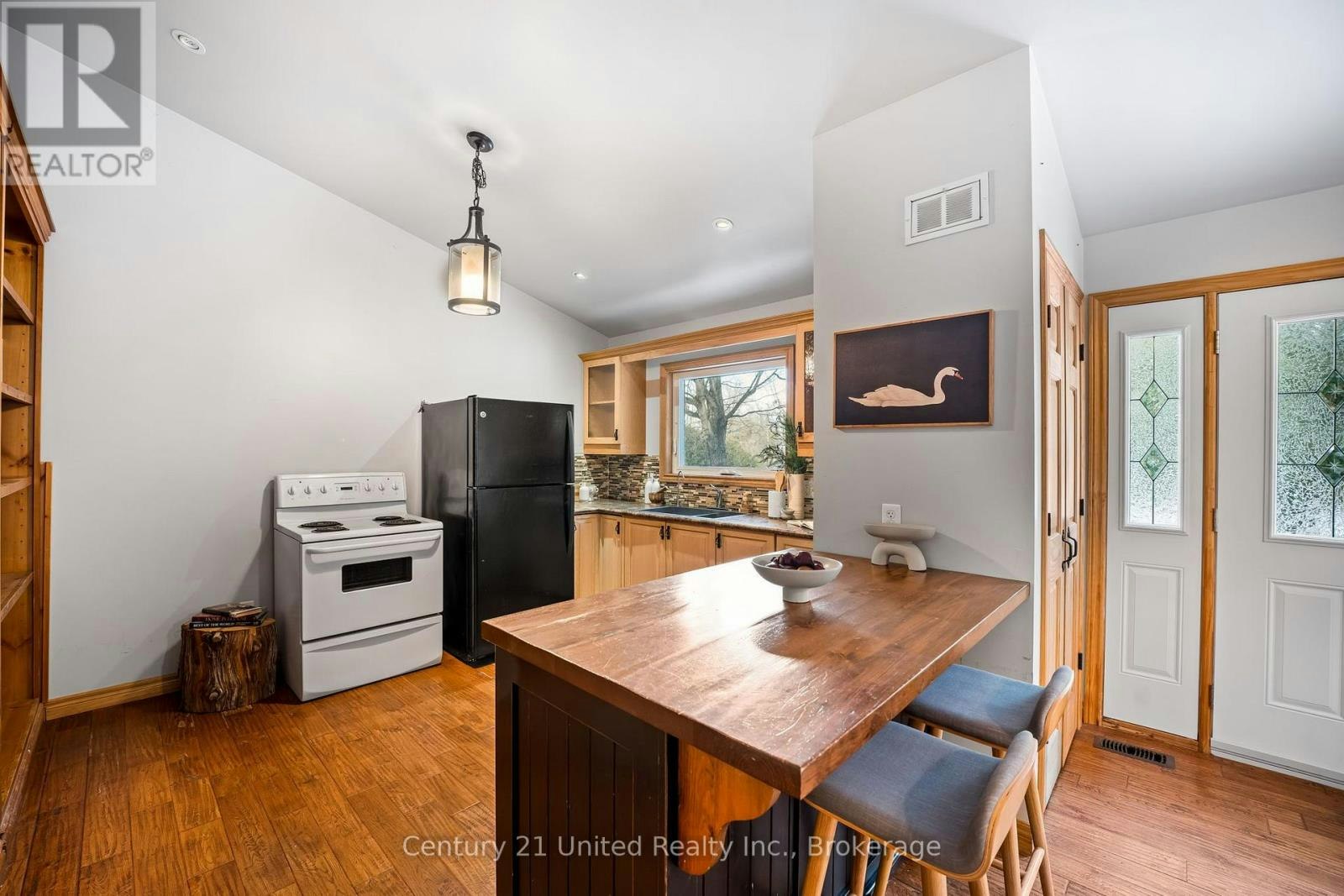 2619 Buckhorn Road, Smith-Ennismore-Lakefield, ON, K0L 2H0 - 14