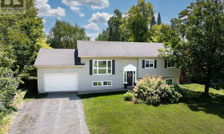 33 Creek Drive
