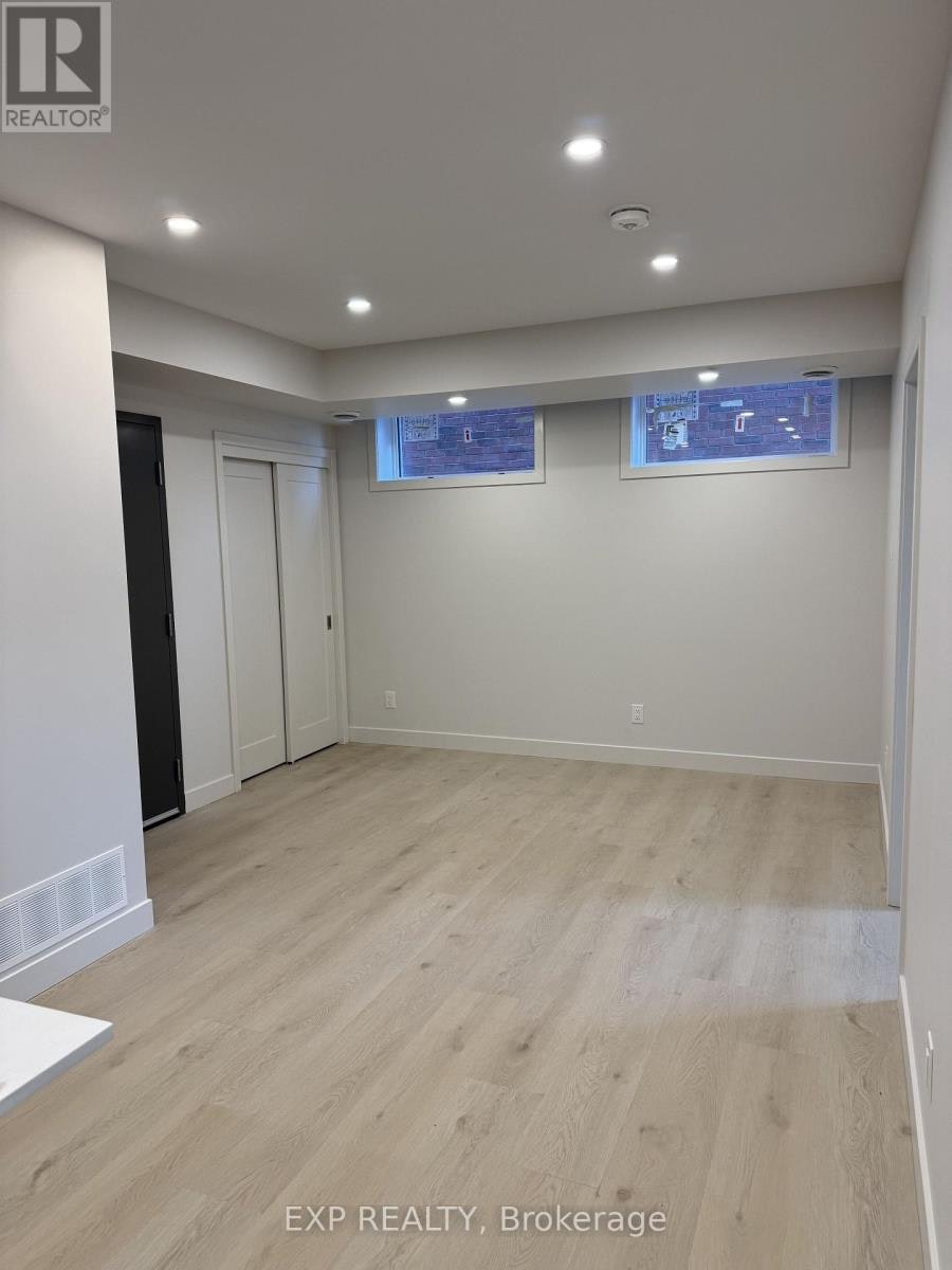 1-1301 Dorchester Avenue, Ottawa, ON, K1Z 8E8 - 4