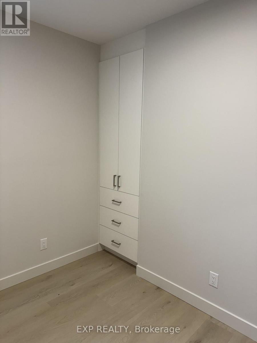 1-1301 Dorchester Avenue, Ottawa, ON, K1Z 8E8 - 8