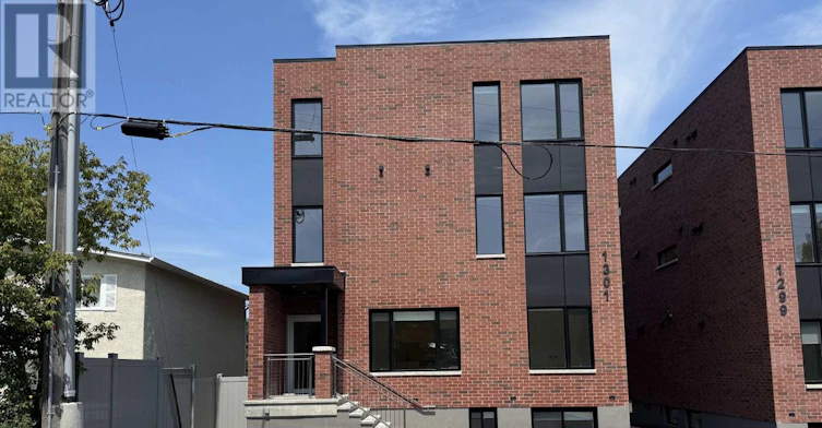 4-1301 Dorchester Avenue, Ottawa, ON, K1Z 8E8