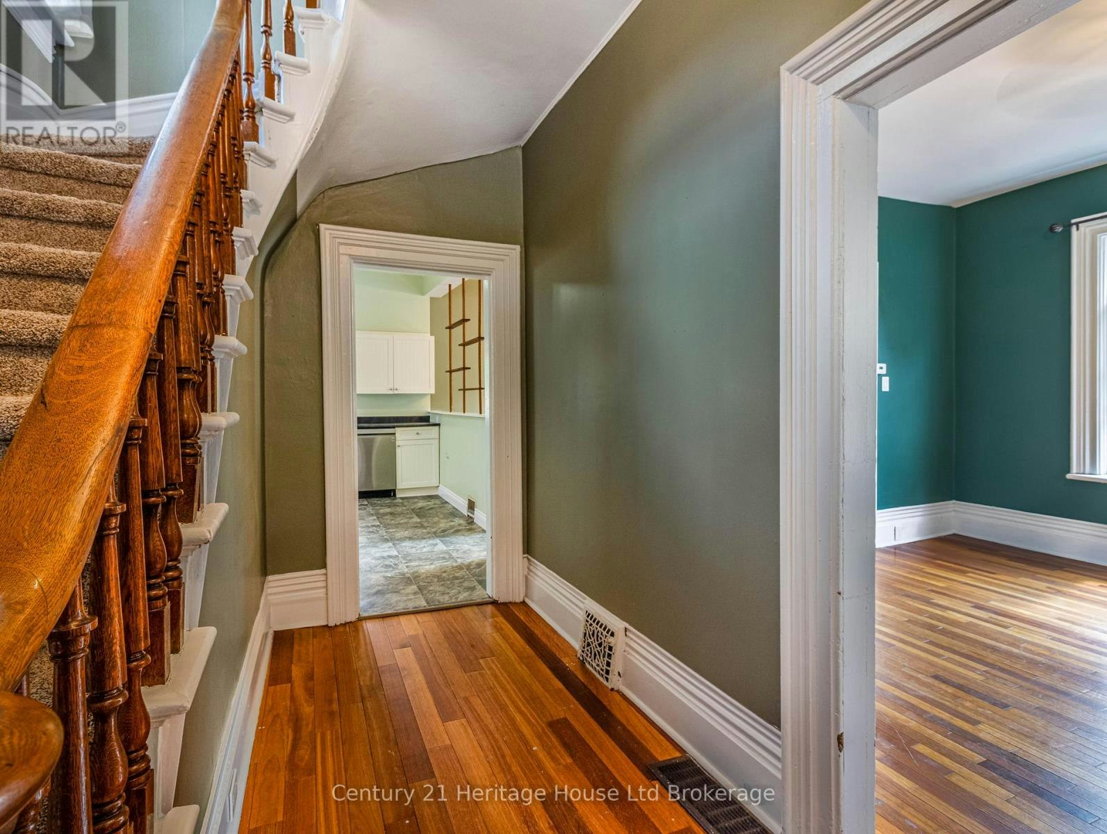 552 Hatch Street, Woodstock, ON, N4S 1N6 - 4