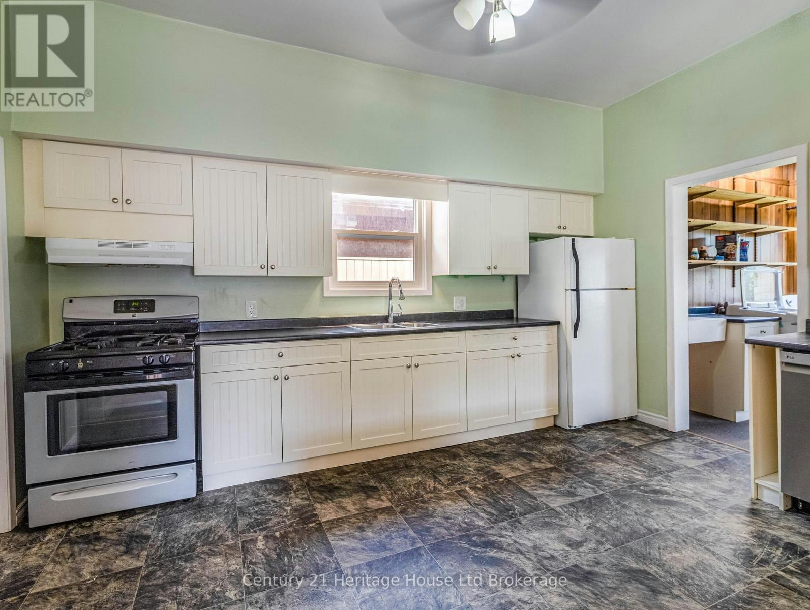 552 Hatch Street, Woodstock, ON, N4S 1N6 - 14
