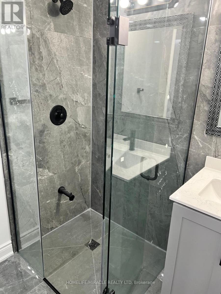 23 Aldenham Street, Brampton, ON, L6X 5S2