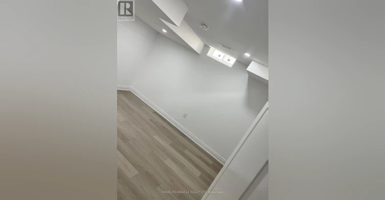 23 Aldenham Street, Brampton, ON, L6X 5S2 - 2