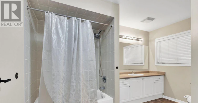 15 Chetholme Place E, Halton Hills, ON, L7G 0B5 - 16