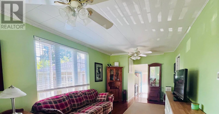 30 College Street, Halton Hills, ON, L7G 2N7 - 4