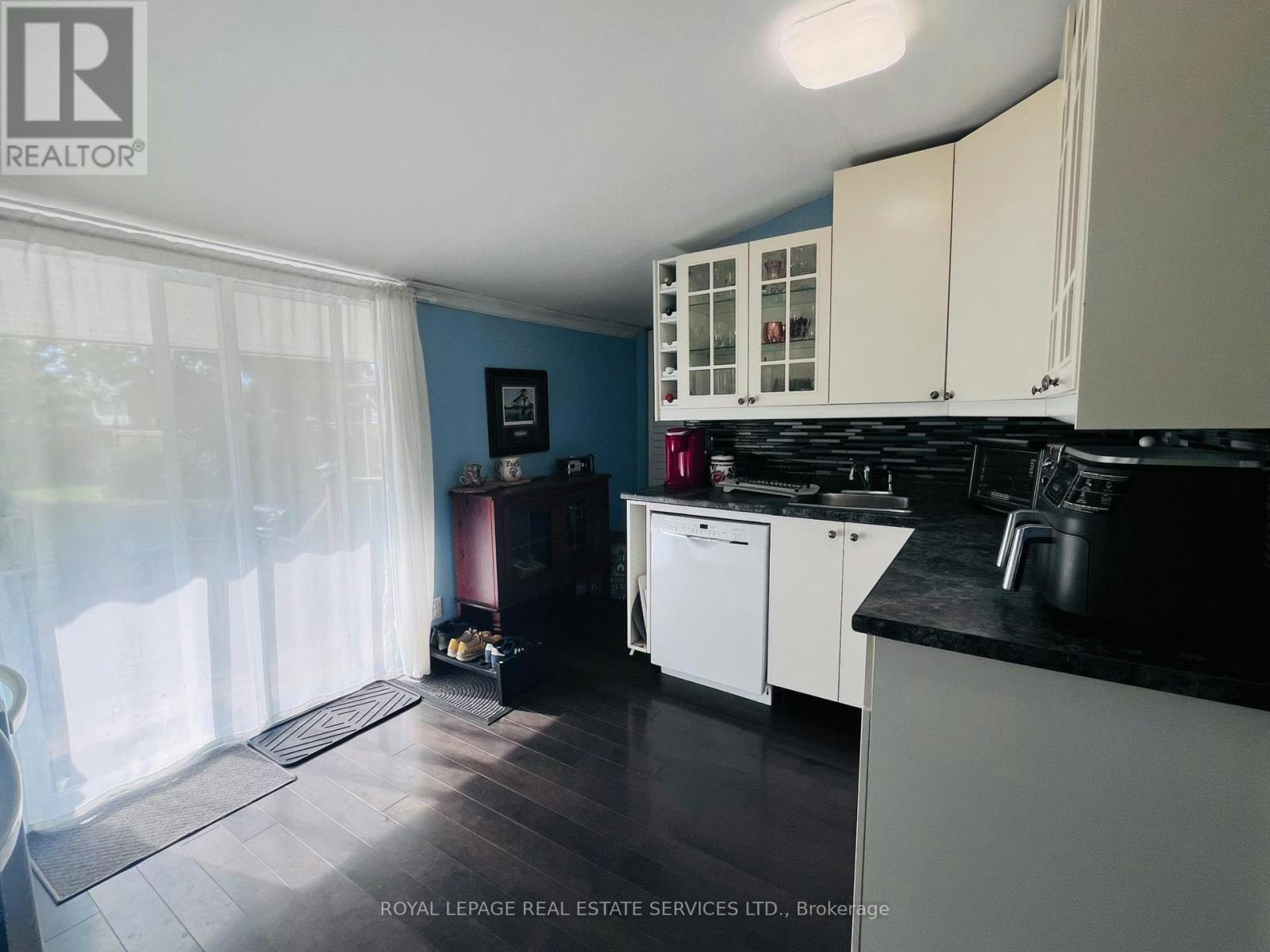 30 College Street, Halton Hills, ON, L7G 2N7 - 11