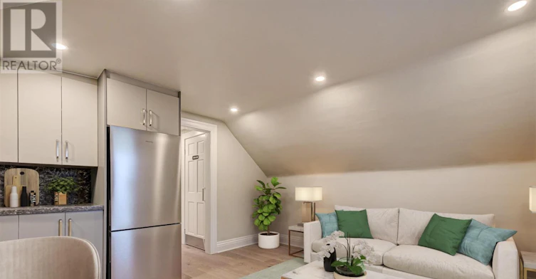3-150 Medland Street, Toronto, ON, M6P 2N5 - 6