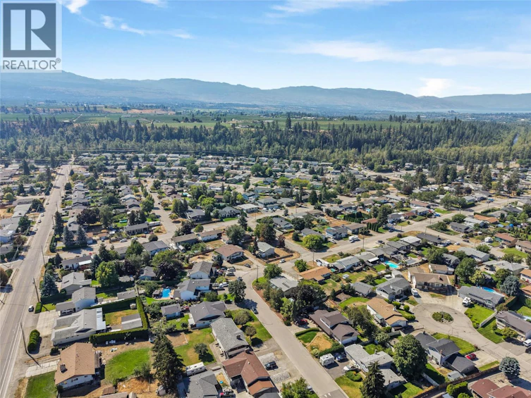 1240 Collison Road, Kelowna, BC, V1X 1K6 - 51