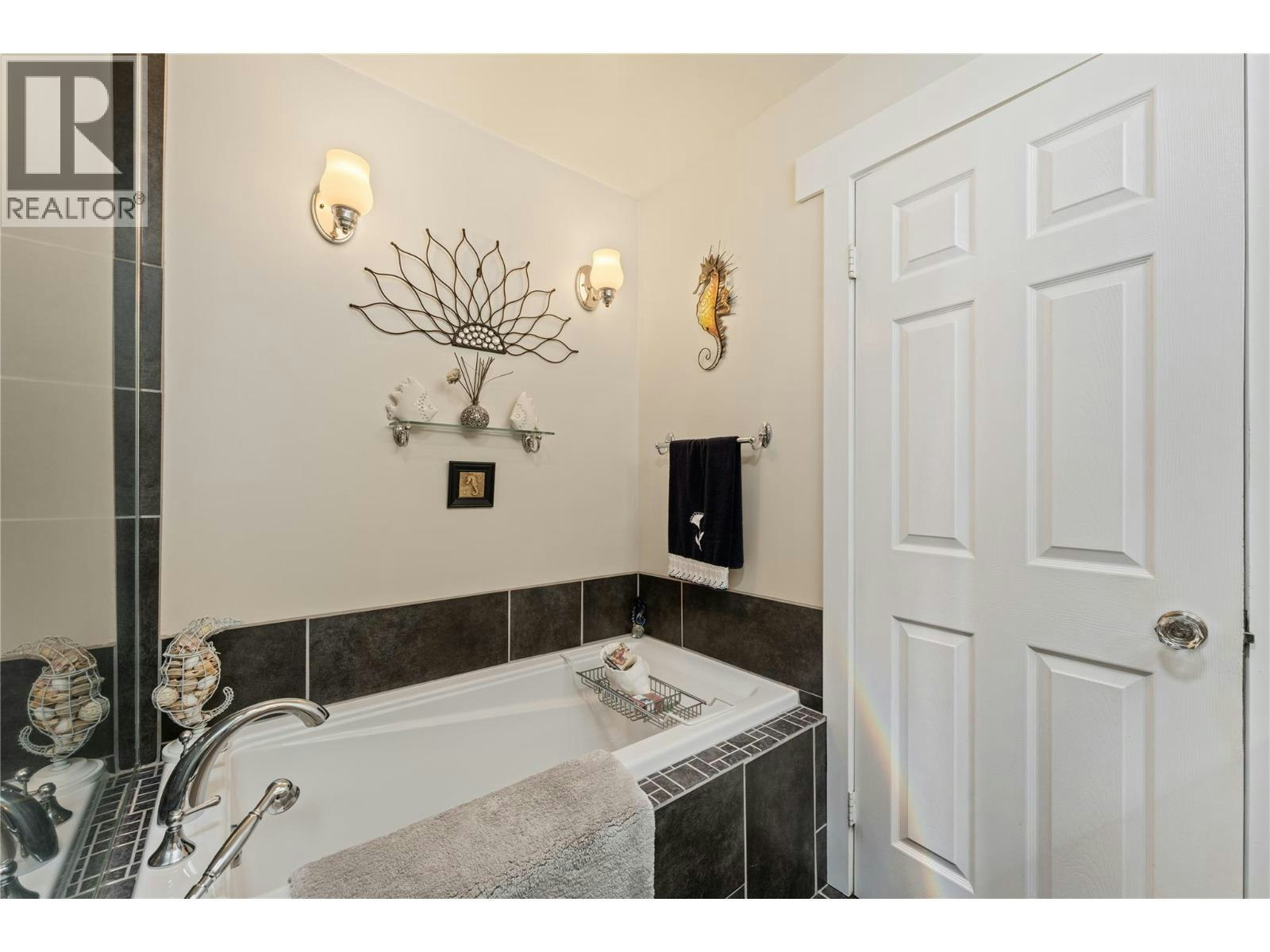 1240 Collison Road, Kelowna, BC, V1X 1K6 - 22