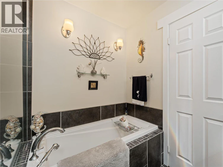 1240 Collison Road, Kelowna, BC, V1X 1K6 - 22