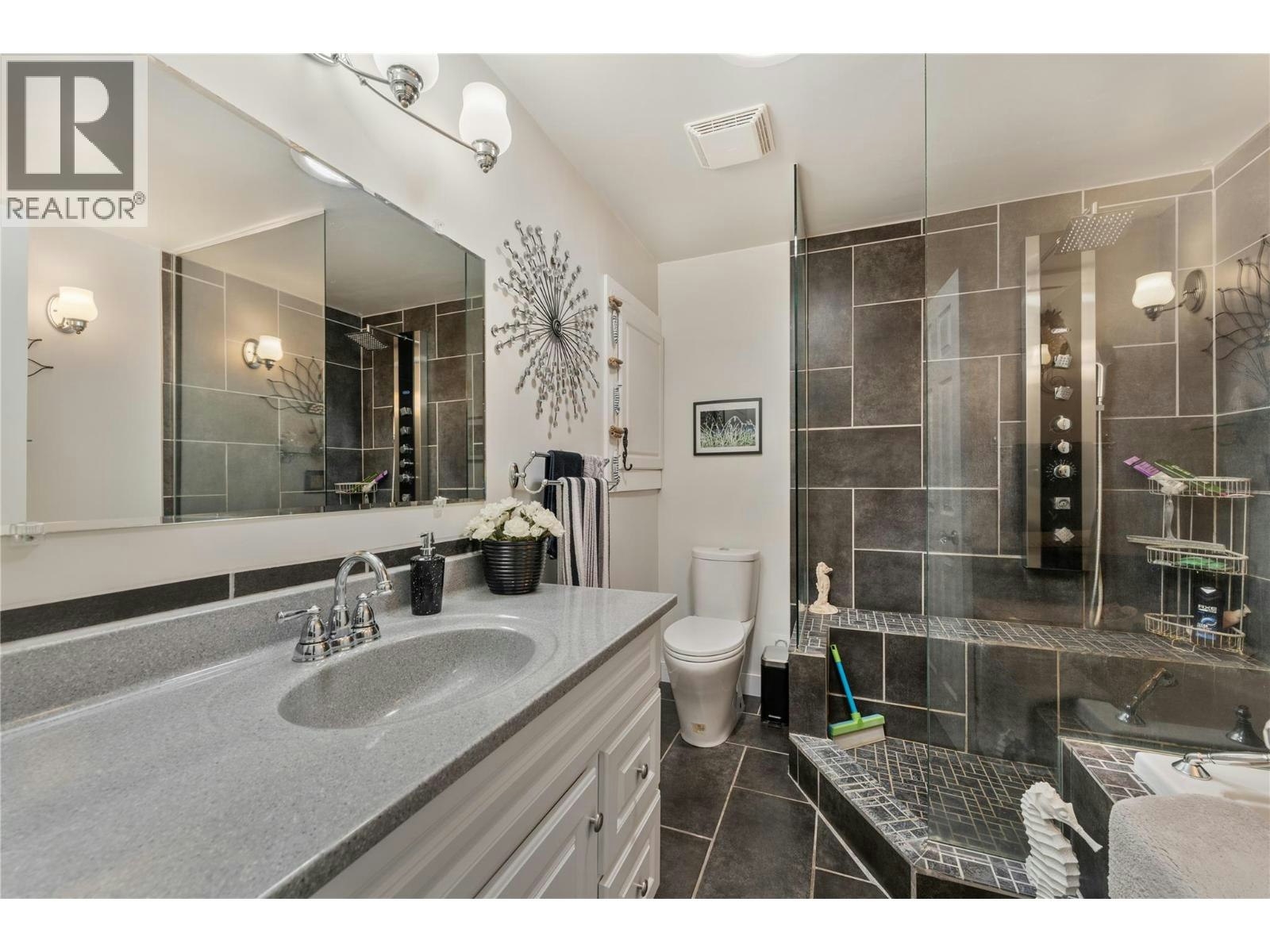 1240 Collison Road, Kelowna, BC, V1X 1K6 - 21