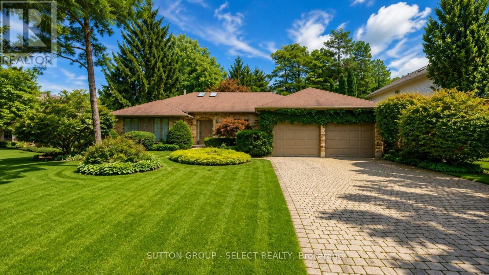 34 Pine Ridge Drive, London, ON, N5X 3G8