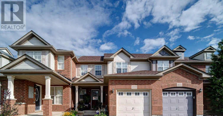 4028 Donnic Drive, Burlington, ON, L7M 0A7 - 2
