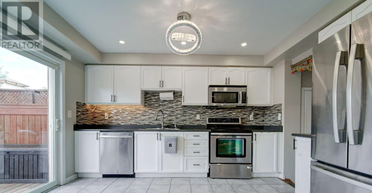 4028 Donnic Drive, Burlington, ON, L7M 0A7 - 10
