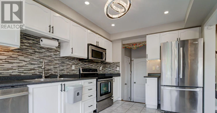 4028 Donnic Drive, Burlington, ON, L7M 0A7 - 11