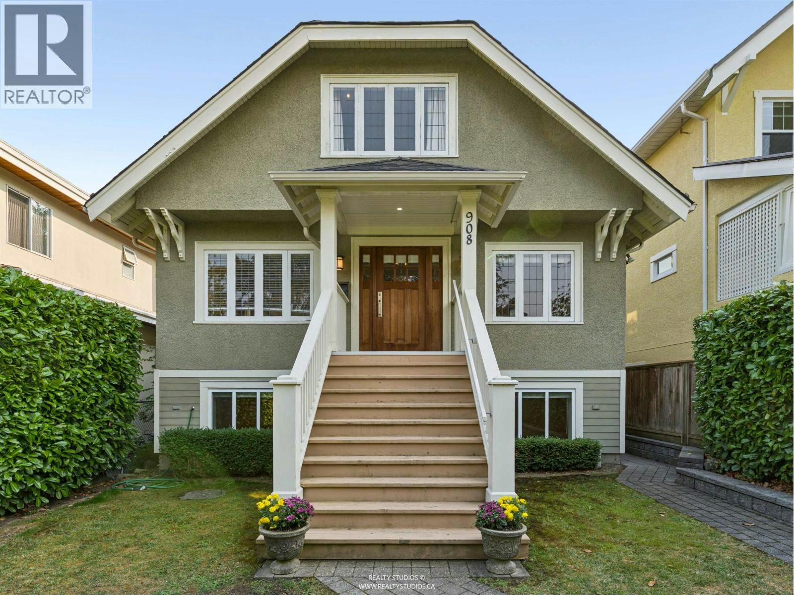 908 W 21st Avenue, Vancouver, BC, V5Z 1Z1
