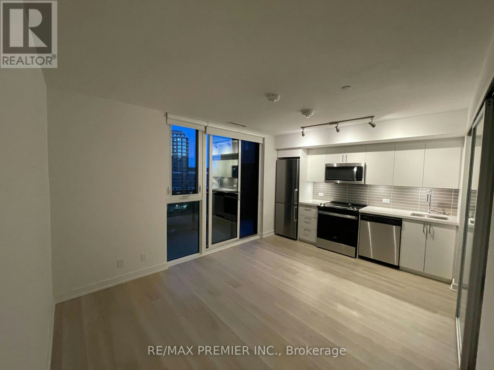 733-30 Tretti Way, Toronto, ON, M3H 0E3 - 2