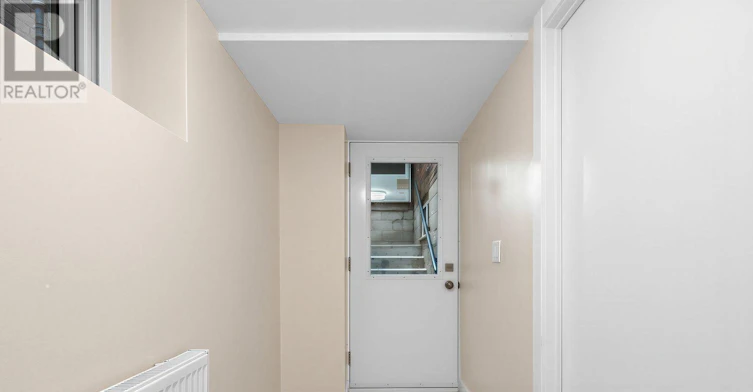 BSMT-112 Delaware Avenue, Toronto, ON, M6H 2T1 - 12