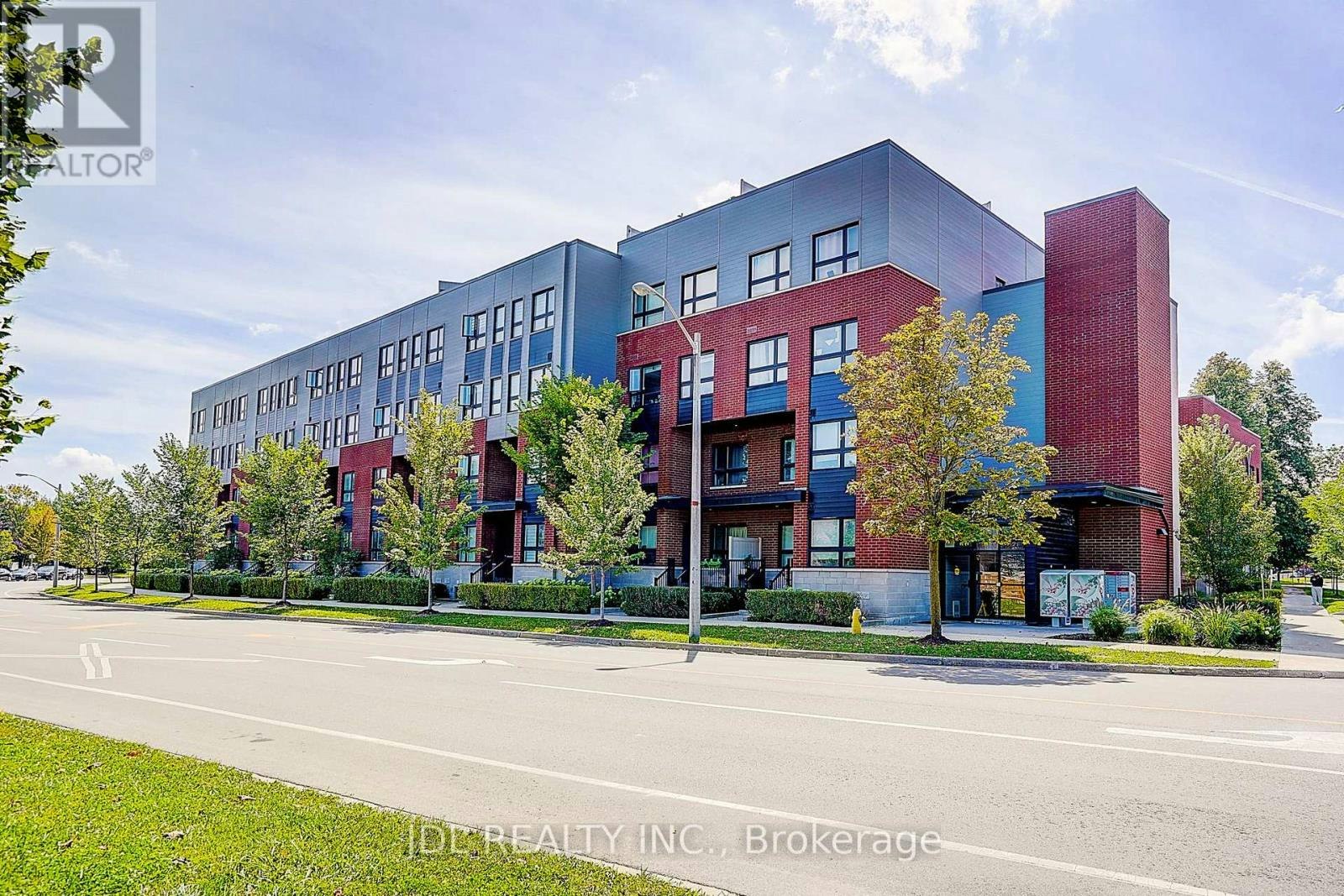 316-2100 Bridletowne Circle, Toronto, ON, M1W 2L1